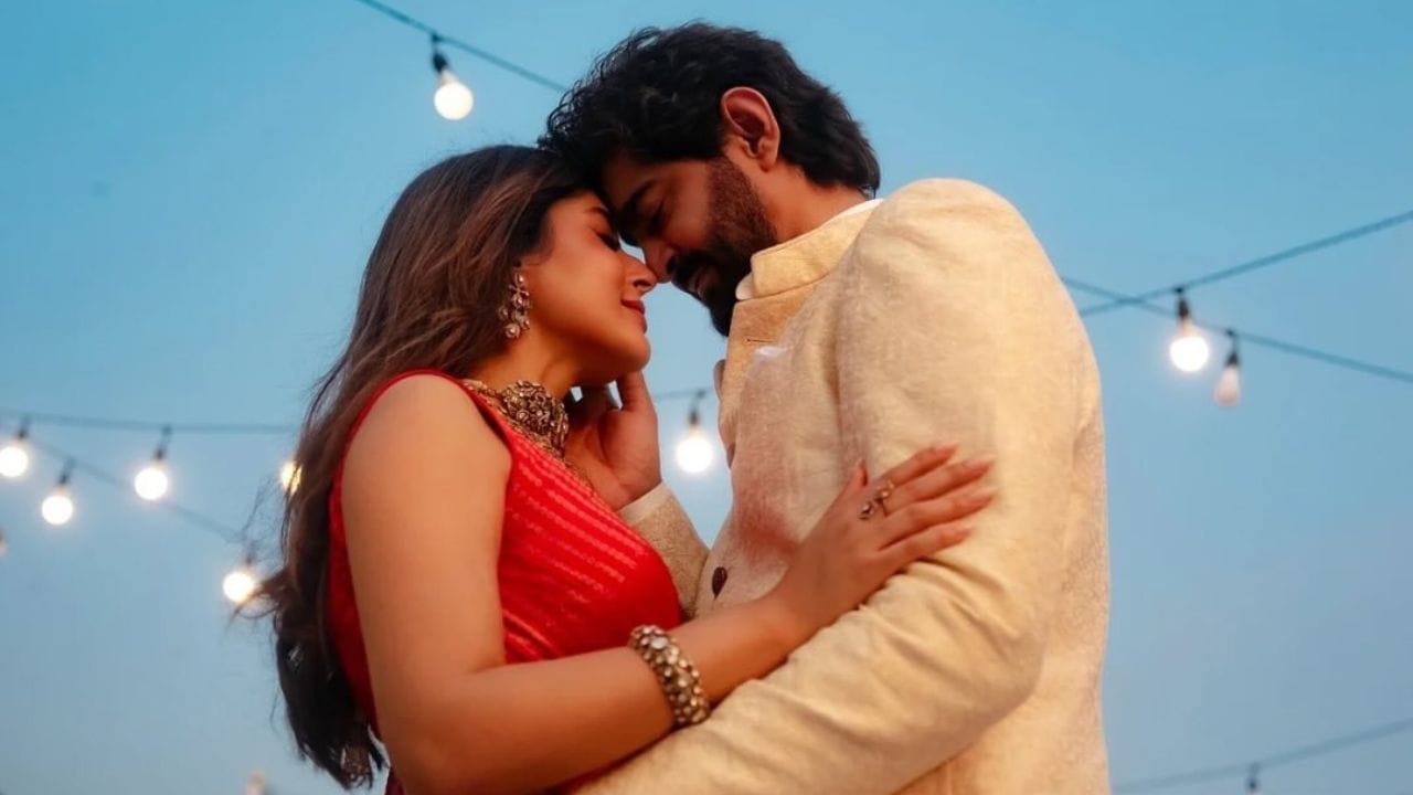 અભિનેત્રી કૃતિકા કામરા અને ગૌરવ કપૂર લગ્નના બંધનમાં બંધાય ચૂક્યા છે. કપલના લગ્નના ફોટો સોશિયલ મીડિયા પર વાયરલ છે. કૃતિકા અને ગૌરવના લગ્નમાં બોલિવુડ થી લઈ ક્રિકેટ જગતના સ્ટાર સામેલ થયા હતા. આ વચ્ચે બંન્નેના નેટવર્થની ચર્ચા થઈ રહી છે.