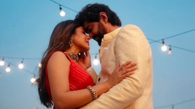 અભિનેત્રી કૃતિકા કામરા અને ગૌરવ કપૂર લગ્નના બંધનમાં બંધાય ચૂક્યા છે. કપલના લગ્નના ફોટો સોશિયલ મીડિયા પર વાયરલ છે. કૃતિકા અને ગૌરવના લગ્નમાં બોલિવુડ થી લઈ ક્રિકેટ જગતના સ્ટાર સામેલ થયા હતા. આ વચ્ચે બંન્નેના નેટવર્થની ચર્ચા થઈ રહી છે.