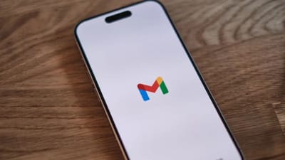 બધા Android સ્માર્ટફોન વપરાશકર્તાઓ દ્વારા Gmail નો ઉપયોગ થાય છે. Gmail દ્વારા, તમે તમારા Android સ્માર્ટફોન પર Google Play Store ને ઍક્સેસ કરી શકો છો. જો તમારું Gmail એકાઉન્ટ આકસ્મિક રીતે લોગ ઇન થયેલ રહે છે, તો તમારા ફોનને રિમોટલી ઍક્સેસ કરી શકાય છે. (ફોટો ક્રેડિટ-સોશિયલ મીડિયા)