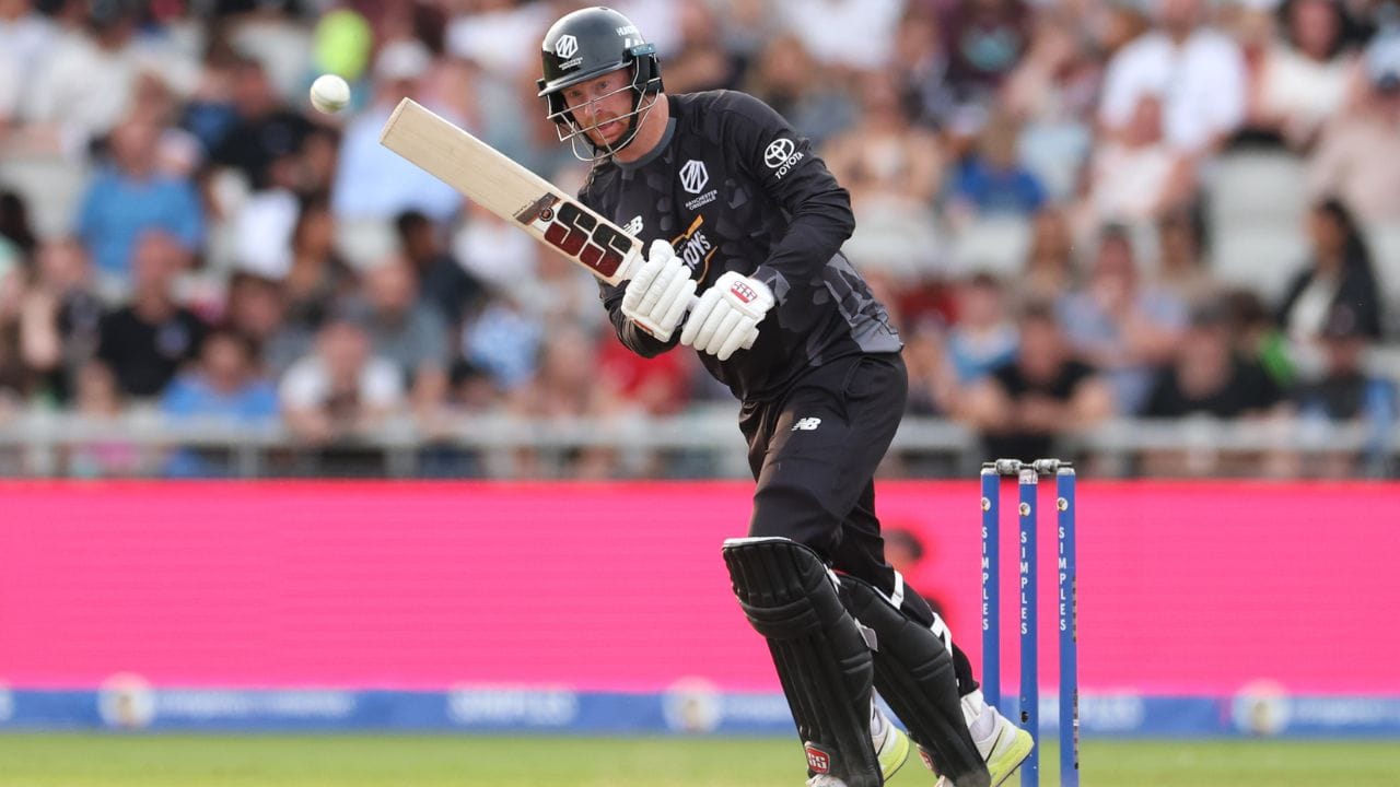 હેનરિક ક્લાસેન : જો તાજેતરના વર્ષોમાં સ્પિનરો સામે છગ્ગા ફટકારવાની વાત આવે ત્યારે કોઈ વિદેશી ખેલાડીએ સૌથી વધુ પ્રભાવ પાડ્યો હોય, તો તે દક્ષિણ આફ્રિકાના સ્ટાર હેનરિક ક્લાસેન છે. સનરાઇઝર્સની વિસ્ફોટક બેટિંગ લાઇન-અપનો મુખ્ય ભાગ, ક્લાસેન ઘણા રન બનાવે છે અને વચ્ચેની ઓવરોમાં બેટિંગ કરતી વખતે પણ ઘણા છગ્ગા મારે છે.