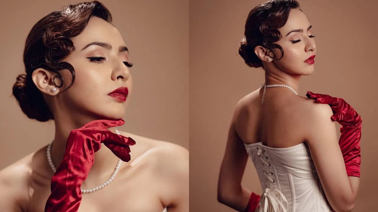 હિતિકા બાલી મ્યુઝિક વીડિયોમાં પણ જોવા મળી ચૂકી છે. મિસ હિમાચલમાં પહેલા તે મિસ ગ્લોબલ યુથ પણ રહી ચૂકી છે. અભિનેત્રીના હાલમાં ઈન્સ્ટાગ્રામ પર વધારે ફોલોઅર્સ નથી.