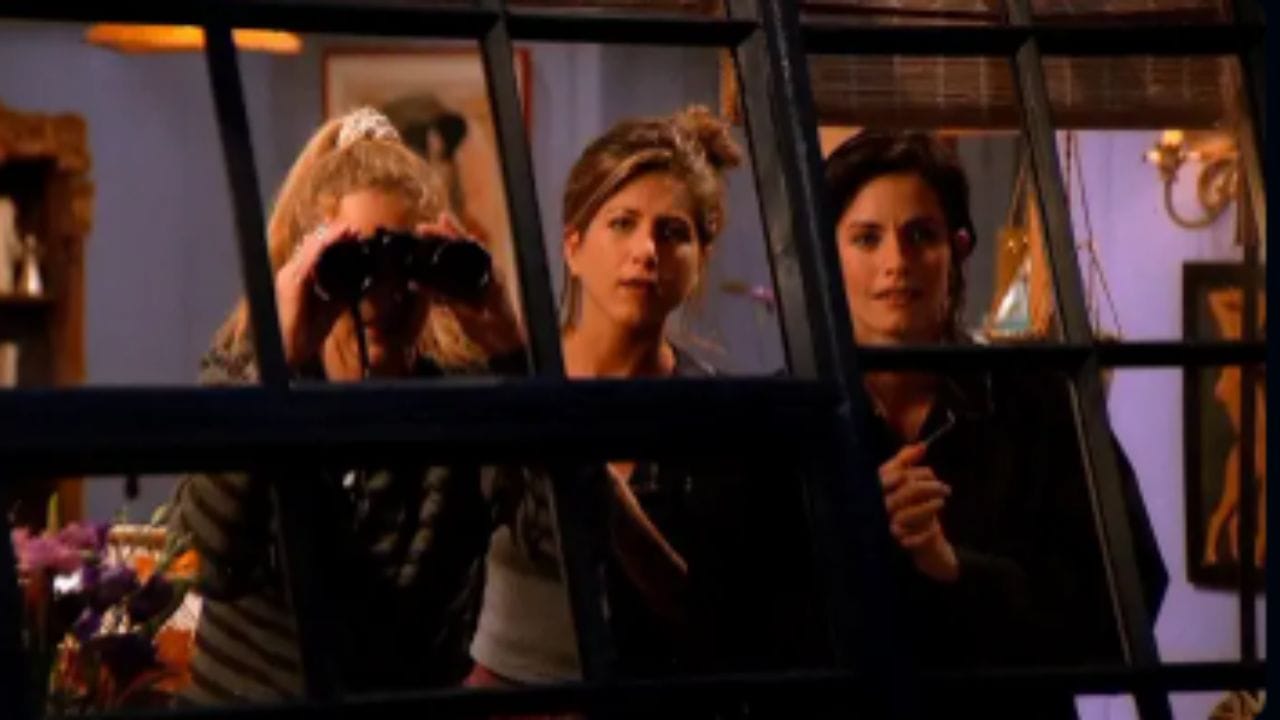 લિસ્ટમાં અમેરિકન સિટોકોમ સીરિઝ ધ ઓફિસ પણ સામેલ છે. સીરિઝમાં કુલ 9 સીઝન છે. આ સીરિઝની આઈએમડીબી રેટિંગ 9 છે. તમે આ સીરિઝ નેટફ્લિક્સ, જિયો હોટસ્ટાર અને પ્રાઈમ વીડિયો પર જોઈ શકો છો.