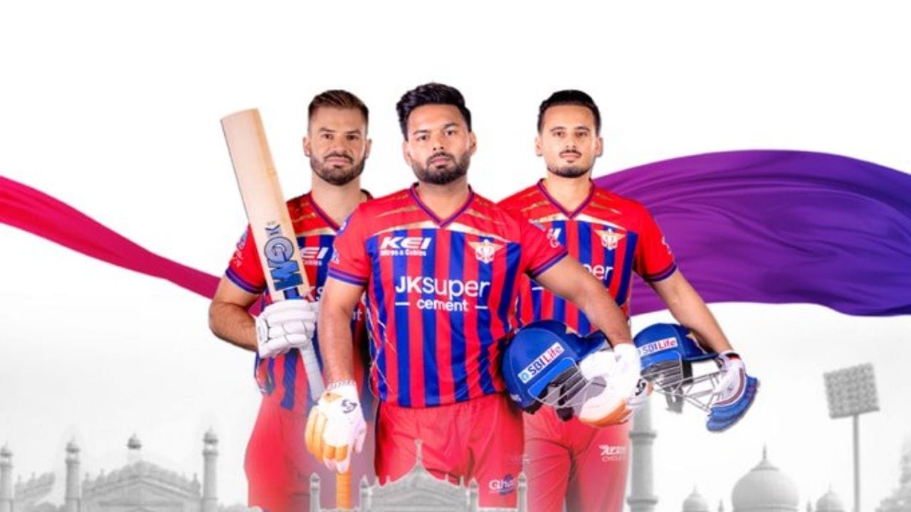 હવે સવાલ એ છે કે આ ઐતિહાસિક મુકાબલો ક્યારે થશે? IPL 2026માં મુંબઈ ઇન્ડિયન્સ અને લખનૌ સુપર જાયન્ટ્સ વચ્ચે પહેલી ટક્કર 4 મેના રોજ રમાશે. આ મેચ Wankhede Stadium ખાતે યોજાશે. આ જ દિવસે IPLના ઇતિહાસમાં પહેલી વાર પિતા અને પુત્ર વિપરીત ટીમોમાંથી મેદાનમાં ઉતરતા જોવા મળશે.