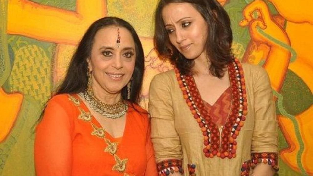 ઇલા અરુણ ટેલિવિઝન અને મોટા પડદા બંનેની સ્ટાર છે. તે એક રાજસ્થાની લોક ગાયિકા છે. તે બોલીવુડમાં તેના ગીત અને અભિનય માટે જાણીતી છે. તેમણે બોલીવુડ ફિલ્મોમાં સારું પ્રદર્શન કર્યું છે. તેને નાના પડદા પર પણ ખ્યાતિ મળી છે. તે વિવાદોમાં પણ ફસાઈ ચૂકી છે.