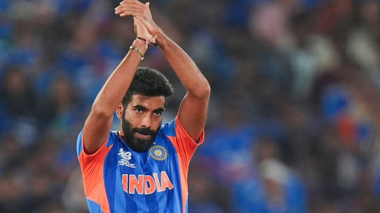 આ જ કારણે આજની ફાઇનલ મેચને ખૂબ ઐતિહાસિક માનવામાં આવી રહી છે. જો ભારતીય ટીમે જીત મેળવી, T20 ક્રિકેટમાં એક નવો ઇતિહાસ લખ્યો છે. વિશ્વભરના કરોડો ક્રિકેટ ચાહકો આજે આ મેચ તરફ નજર હતી અને દરેક વ્યક્તિ એક રોમાંચક અને યાદગાર ફાઇનલ રહેશે.