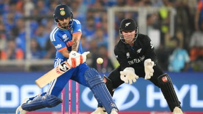 દુનિયાભરના ક્રિકેટ પ્રેમીઓની આતુરતાનો અંત આવવા જઈ રહ્યો છે. 28 માર્ચથી બેંગલુરુના એમ. ચિન્નાસ્વામી સ્ટેડિયમમાં આઈપીએલ (IPL) 2026ની સીઝનનો ભવ્ય પ્રારંભ થશે. બેંગલુરુનું આ મેદાન સિક્સર હિટર્સ માટે સ્વર્ગ સમાન માનવામાં આવે છે, કારણ કે અહીંની નાની બાઉન્ડ્રી અને ઊંચાઈ (Altitude) ને કારણે બોલ હવામાં ઝડપથી ટ્રાવેલ કરે છે. આ સીઝનમાં સૌથી મોટો પ્રશ્ન એ છે કે શું કોઈ ક્રિસ ગેલનો 14 વર્ષ જૂનો 'મહારકોર્ડ' તોડી શકશે? વર્ષ 2012 માં ગેલે એક જ સીઝનમાં 59 છગ્ગા ફટકાર્યા હતા. આજે આપણે એવા 8 બેટ્સમેનોનું વિશ્લેષણ કરીશું જેઓ આ વખતે 50 નો આંકડો વટાવીને ઇતિહાસ રચવાની ક્ષમતા ધરાવે છે.