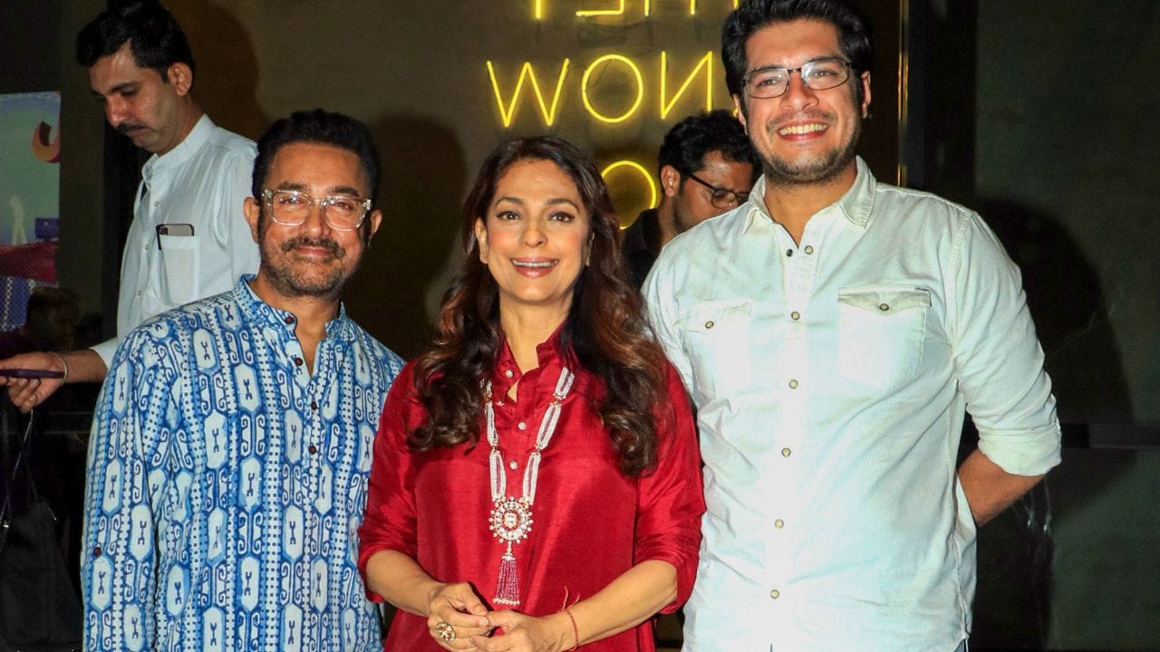 આમિરના મોટા દીકરા જુનૈદ ખાને પણ તેના પિતાની જેમ અભિનયને પોતાનું ફીલ્ડ પસંદ કર્યું છે. રિપોર્ટ અનુસાર, જુનૈદ ખાનની કુલ સંપત્તિ 5 થી 7 કરોડ રૂપિયા છે.