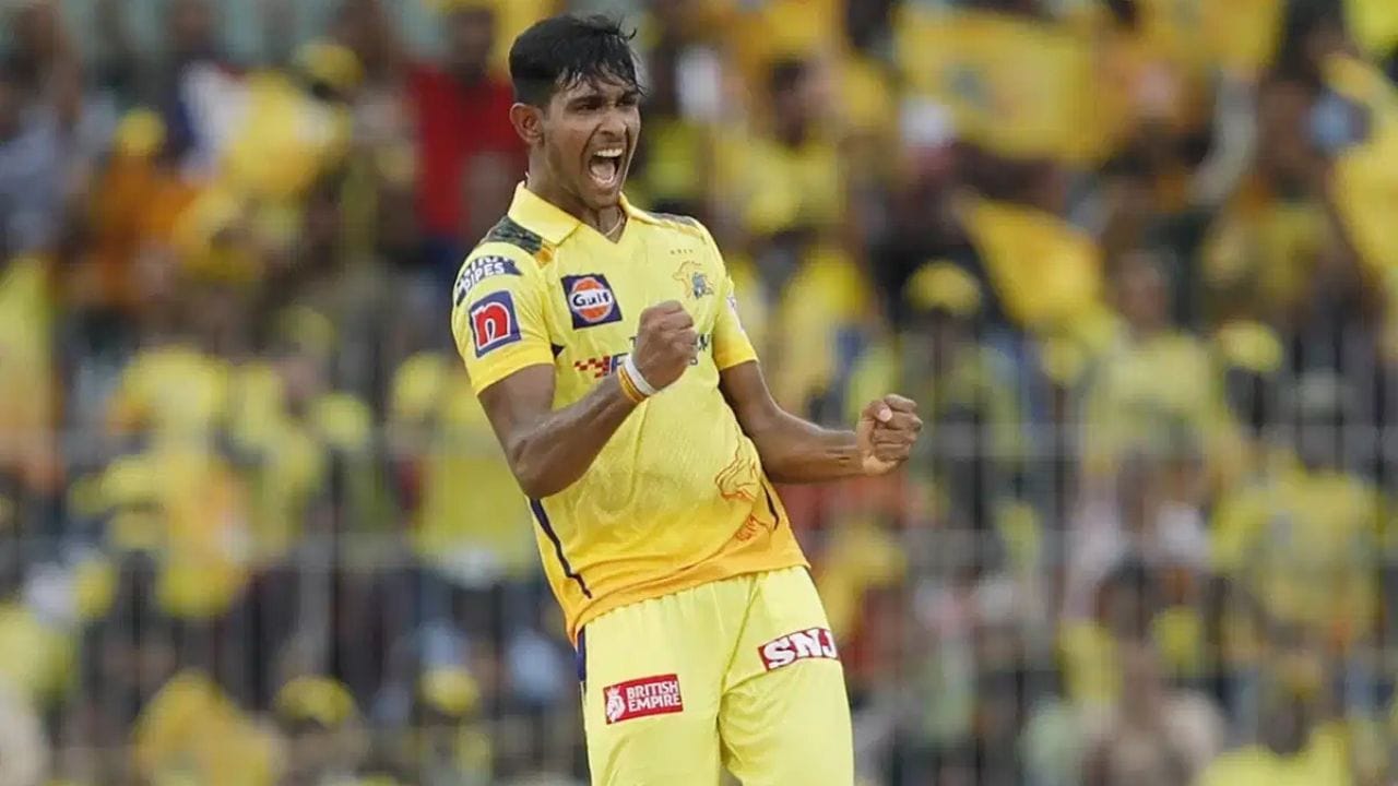 શ્રીલંકાના ફાસ્ટ બોલર મથેશા પથિરાના, જેને હરાજીમાં ₹18 કરોડમાં ખરીદવામાં આવ્યો હતો, તે પણ ટુર્નામેન્ટની શરૂઆતમાં ઉપલબ્ધ રહેશે નહીં. KKR ને આશા છે કે તે એપ્રિલના મધ્ય સુધીમાં ટીમમાં પાછો ફરી શકશે. (PC:PTI/X)