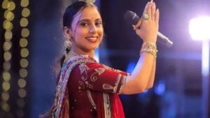 સિંગર કિંજલ રબારી હવે લડી લેવાના મૂડમાં, પ્રેમ લગ્નનો વિરોધ કરનારાઓને ફરી લીધા આડે હાથ