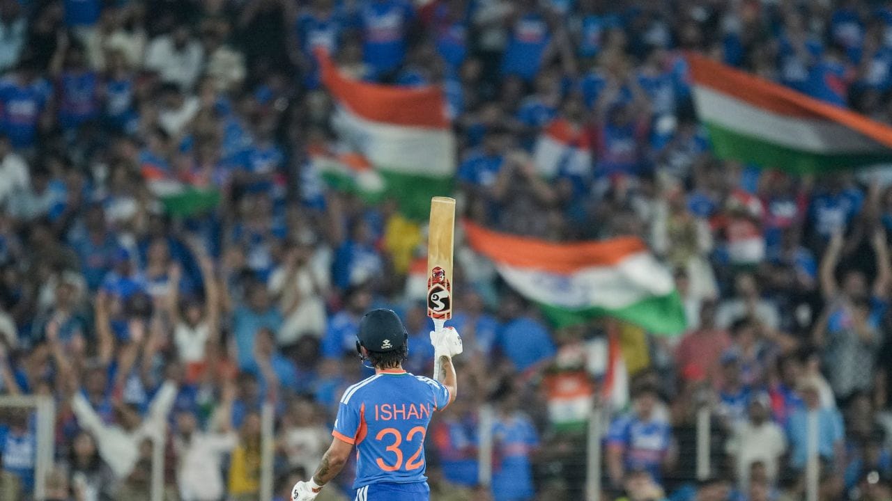 ભગવાન શ્રીકૃષ્ણને પ્રેમ, કરુણા, જ્ઞાન અને ધર્મના પ્રતિક તરીકે માનવામાં આવે છે. તેથી “કિશન” નામ અથવા અટક ધારણ કરનાર વ્યક્તિને આ ગુણો સાથે પણ સાંકળવામાં આવે છે. ઘણા પરિવારોમાં આ નામ ભક્તિભાવથી અપનાવવામાં આવ્યું છે.