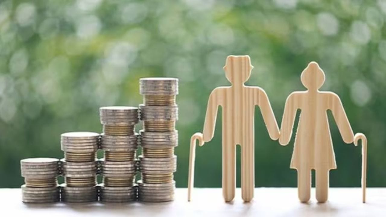 તાજેતરમાં LIC સાથે જોડાયેલી બચત યોજનાઓ અને રોકાણ વિકલ્પો અંગે નવા નિયમો અને અપડેટ્સ અંગે ચર્ચા ચાલી રહી છે. આ ફેરફારોનો મુખ્ય હેતુ રોકાણકારોને વધુ પારદર્શિતા, સુરક્ષા અને સરળ માહિતી ઉપલબ્ધ કરાવવાનો છે, જેથી લોકો પોતાની જરૂરિયાત પ્રમાણે યોગ્ય યોજના પસંદ કરી શકે.