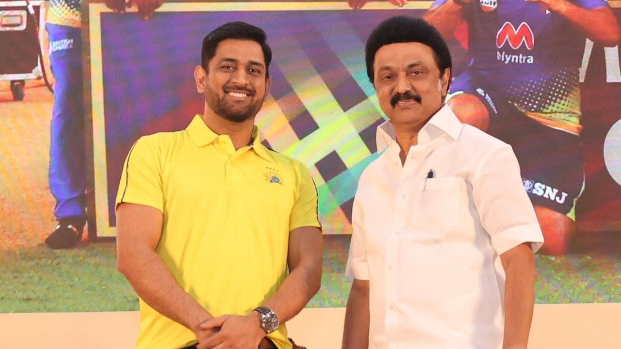 સ્ટાલિનના લગ્ન દુર્ગા સાથે થયા છે, અને તેમના પુત્ર ઉદયનિધિ હાલમાં રાજ્યના નાયબ મુખ્ય પ્રધાન તરીકે સેવા આપે છે. 