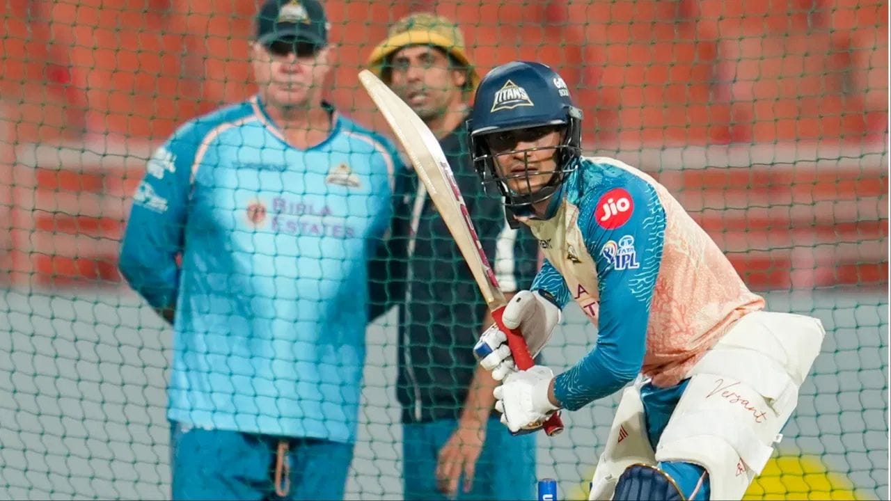 બધાની નજર ગુજરાત ટાઈટન્સના કેપ્ટન શુભમન ગિલ પર રહેશે. ગિલે ગયા IPL સિઝનમાં 650 રન બનાવ્યા હતા. આ સિઝનમાં પણ તેની પાસેથી સારા પ્રદર્શનની અપેક્ષા છે. (PC: PTI)