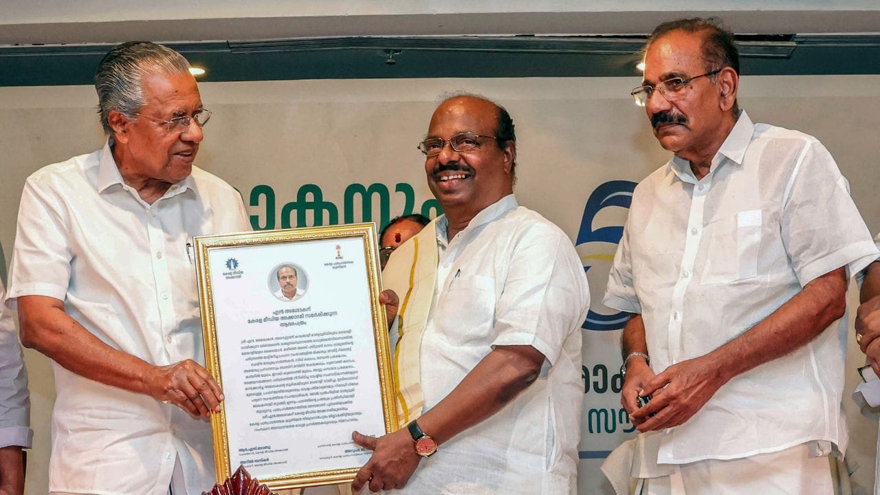  તેમણે નવા કેરળ મિશનના ભાગ રૂપે LIFE મિશન (આજીવિકા સમાવેશ અને નાણાકીય સશક્તિકરણ) શરૂ કર્યું, જેનો ઉદ્દેશ્ય કેરળમાં સુરક્ષિત આવાસ પૂરું પાડીને અને આજીવિકા સહાય, સામાજિક સુરક્ષા યોજનાઓ અને કૌશલ્ય વિકાસ કાર્યક્રમો દ્વારા નાણાકીય સશક્તિકરણને પ્રોત્સાહન આપીને બેઘરતા અને ભૂમિહીનતાને નાબૂદ કરવાનો હતો.