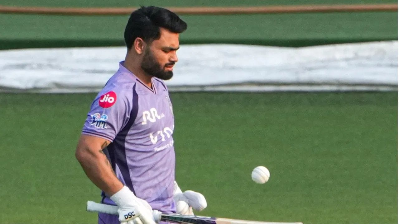 રિંકુ સિંહની વાત કરીએ તો, તે હાલમાં IPL 2026 ની તૈયારીઓમાં વ્યસ્ત છે. રિંકુ સિંહ IPL માં કોલકાતા નાઈટ રાઈડર્સનો મુખ્ય સભ્ય છે.