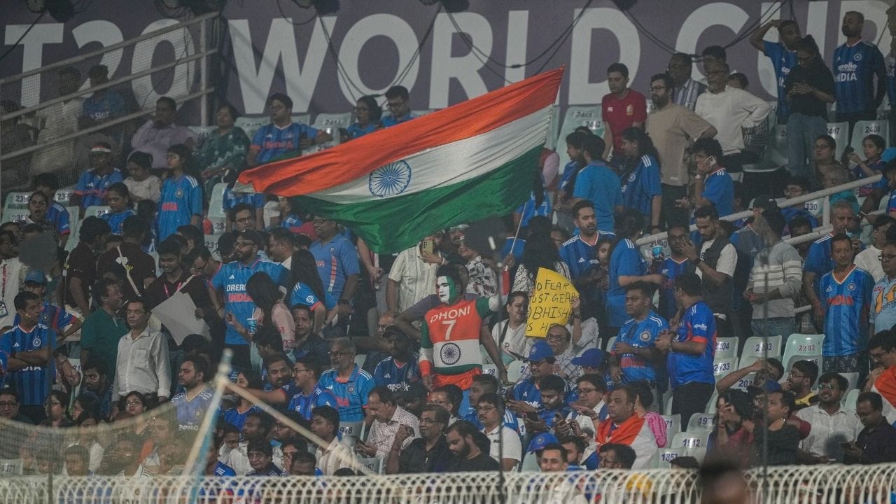 તેમણે લખ્યું, "ICC T20 વર્લ્ડ કપ 2026 ની સફર તેને અત્યાર સુધીની સૌથી વૈશ્વિક અને સુલભ ક્રિકેટ ઇવેન્ટ બનાવવાની મહત્વાકાંક્ષા સાથે શરૂ થઈ હતી. મને એ જાણીને ખૂબ આનંદ થાય છે કે, ભારતમાં દર્શકોની સંખ્યા 5 કરોડને વટાવી ગઈ છે, જે ઇતિહાસમાં કોઈપણ T20 વર્લ્ડ કપ માટે અત્યાર સુધીની સૌથી વધુ છે.