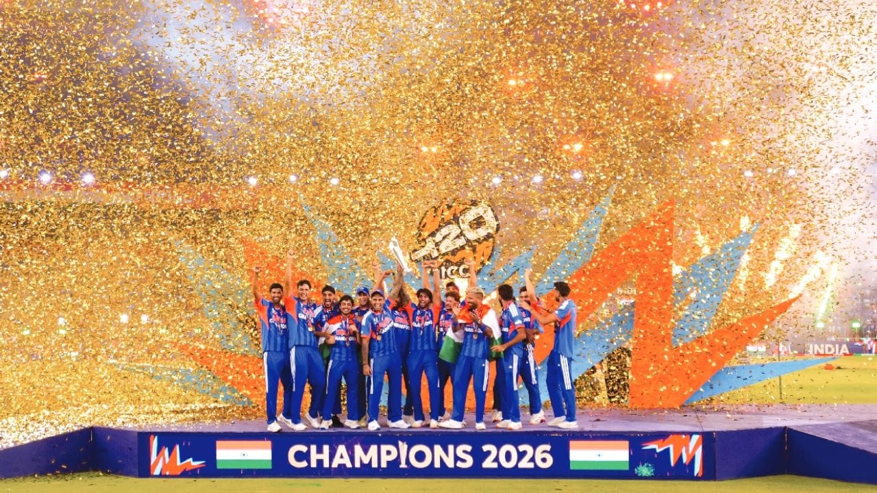 ટીમ ઈન્ડિયાએ સૌથી વધુ છગ્ગા ફટકાર્યા: ટીમ ઈન્ડિયાએ 2026 ના T20 WCમાં કુલ 106 છગ્ગા ફટકાર્યા હતા, જેT20 WCના એક  ટુર્નામેન્ટમાં 100 છગ્ગા ફટકારનાર પ્રથમ ટીમ બની હતી.