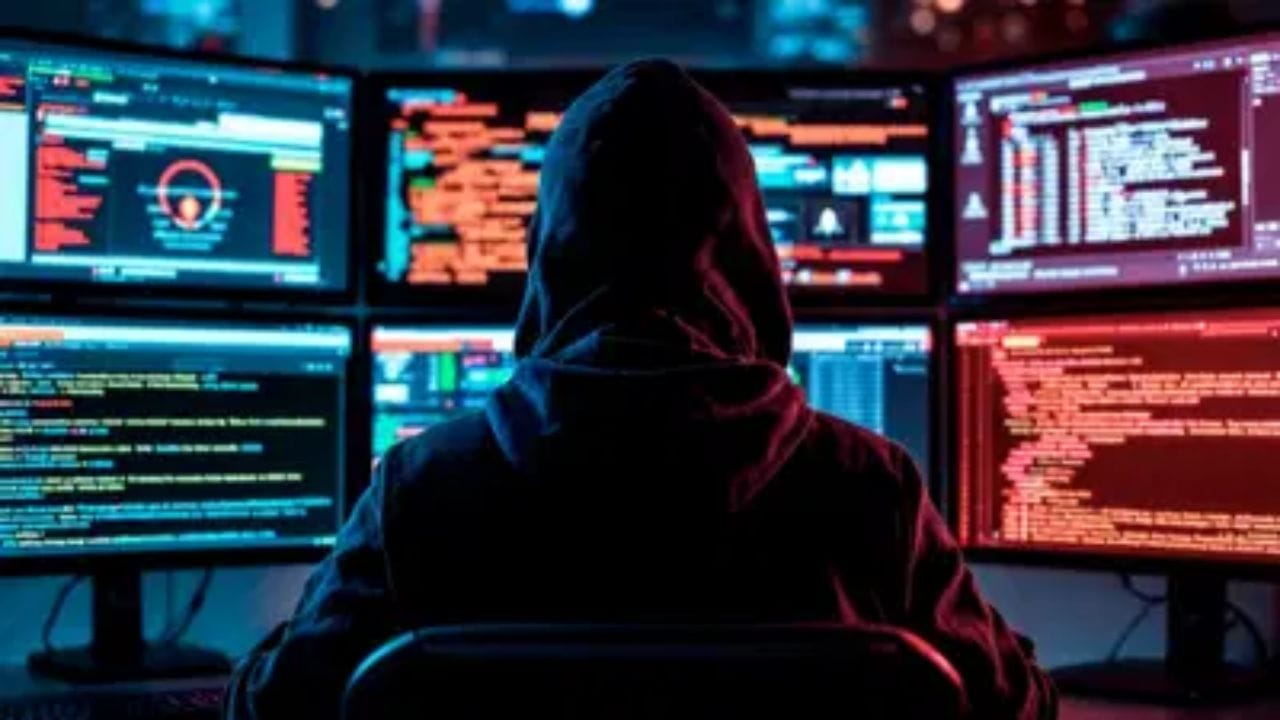 સાયબર અને વ્યૂહાત્મક તણાવ: આ માત્ર એક ટેકનિકલ હુમલો નહીં પરંતુ સાયબર વોરફેરનો હિસ્સો ગણાશે. આનાથી વૈશ્વિક શક્તિઓ વચ્ચે તણાવ વધુ વધી શકે છે. ઘણા દેશો સેટેલાઈટ ઇન્ટરનેટ જેવા વિકલ્પોનો સહારો લઈ શકે છે.