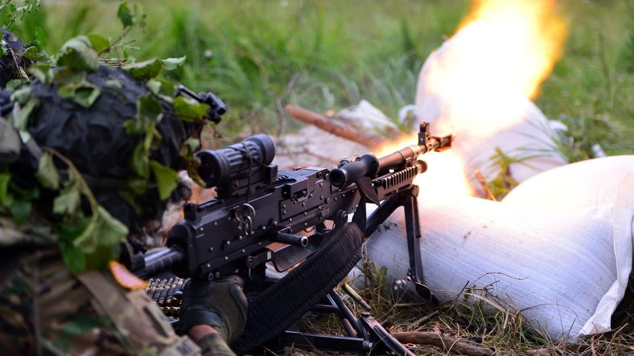 અમેરિકાએ આતંકવાદ વિરોધી કામગીરી માટે ઘણા મિલિટરી બેઝ સ્થાપિત કર્યા છે, ખાસ કરીને મધ્ય પૂર્વ અને આફ્રિકામાં.