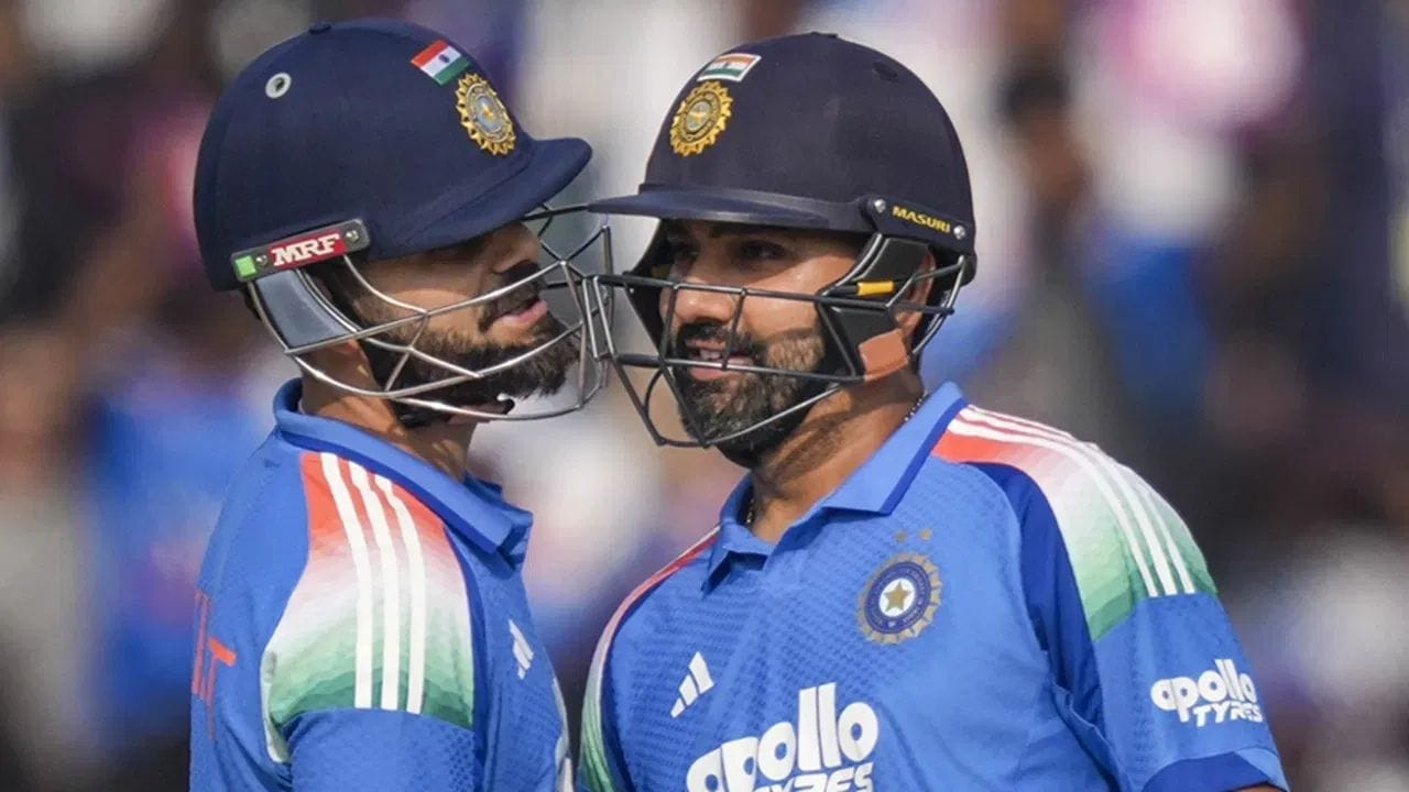 BCCIએ ટીમ ઈન્ડિયાની ડોમેસ્ટિક સિઝનની જાહેરાત કરી છે, જેમાં પુષ્ટિ આપવામાં આવી છે કે ભારતીય ટીમ આગામી 10 મહિનામાં 20 વનડે રમશે, જે વિરાટ કોહલી અને રોહિત શર્માના ચાહકો માટે સારા સમાચાર છે.