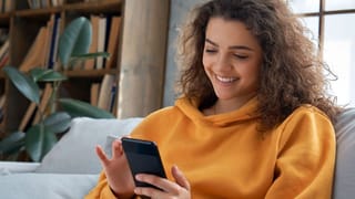 31 માર્ચ પહેલા કર્યું રિચાર્જ તો મળશે લાંબી વેલિડિટી અને Free ડેટા, જાણો આ સસ્તા પ્લાન વિશે