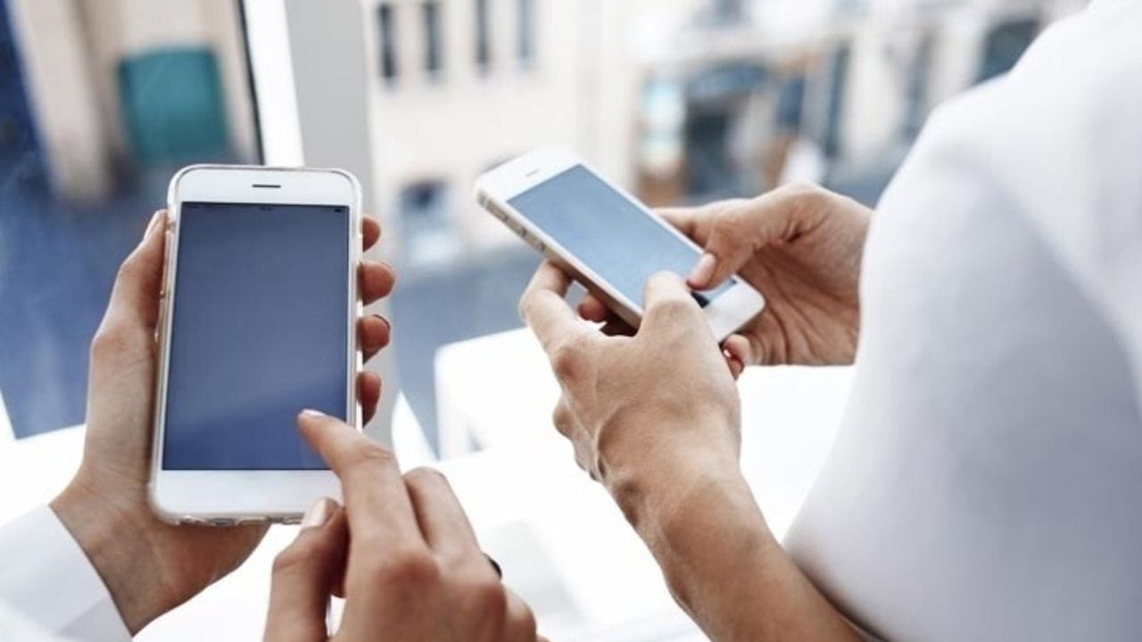 18 માર્ચ, 2026 ના રોજ ઇલેક્ટ્રોનિક્સ અને માહિતી ટેકનોલોજી મંત્રાલય દ્વારા જાહેર કરાયેલા એક નિવેદન અનુસાર, આ સામૂહિક પ્રયાસોએ ડિજિટલ સેવાઓની વધુ ઍક્સેસને સરળ બનાવી છે, જેનાથી સમગ્ર દેશમાં સમાવિષ્ટ અને સમાન ડિજિટલ વૃદ્ધિને પ્રોત્સાહન મળ્યું છે. (ફોટો ક્રેડિટ-સોશિયલ મીડિયા)