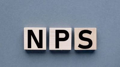  પેન્શન ફંડ રેગ્યુલેટરી એન્ડ ડેવલપમેન્ટ ઓથોરિટી (PFRDA) એ નેશનલ પેન્શન સિસ્ટમ (NPS) ની કોર્પોરેટ યોજનામાં મોટો ફેરફાર કર્યો છે. આ યોજનાને હવે બે ભાગમાં વહેંચવામાં આવી છે: સરકારી સંસ્થાઓ અને બિન-સરકારી કાનૂની સંસ્થાઓ. વધુમાં, NPS સાથે સંકળાયેલા કેટલાક મુખ્ય ચાર્જ પણ બદલાયા છે. નવા નિયમો 1 જાન્યુઆરી, 2026 થી અમલમાં આવ્યા છે. ( ફોટો ક્રેડિટ-સોશિયલ મીડિયા)