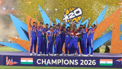 ભારતે T20 વર્લ્ડ કપ 2026 જીતીને ઇતિહાસ રચ્યો છે. તે પોતાના ઘરઆંગણે યોજાનારી ટુર્નામેન્ટમાં ટાઇટલ જીતનાર એકમાત્ર ટીમ બની ગઈ છે. વધુમાં, તે સતત બીજી વખત અને કુલ ત્રણ વખત ટાઇટલ જીતનાર એકમાત્ર ટીમ છે. (ફોટો ક્રેડિટ-સોશિયલ મીડિયા)