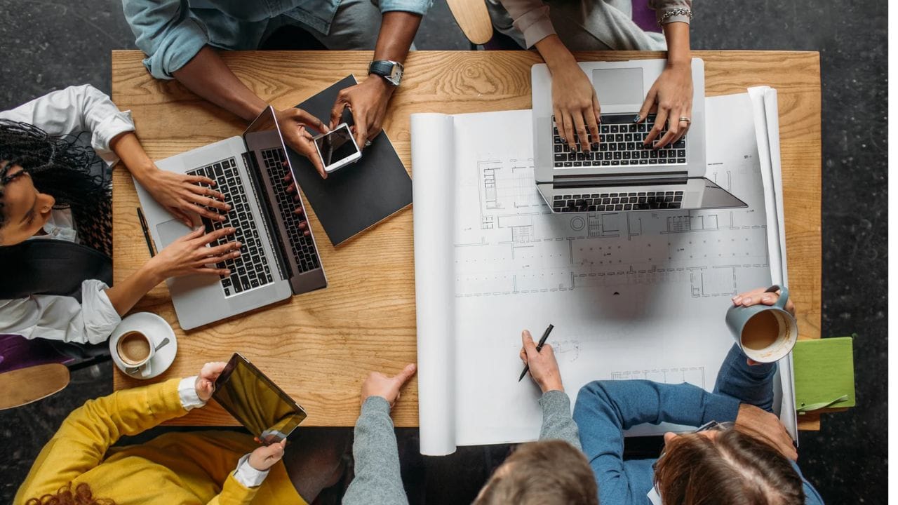 આ દેશ ભલે નાનો હોય, પરંતુ રવિવારે કામ કરવા અંગે ખૂબ જ કડક નિયમો છે. ધાર્મિક પરંપરાઓ કાયદામાં સમાવિષ્ટ છે, જે સમાજમાં શિસ્ત અને પરંપરા બંને જાળવી રાખે છે. (ફોટો ક્રેડિટ-સોશિયલ મીડિયા)