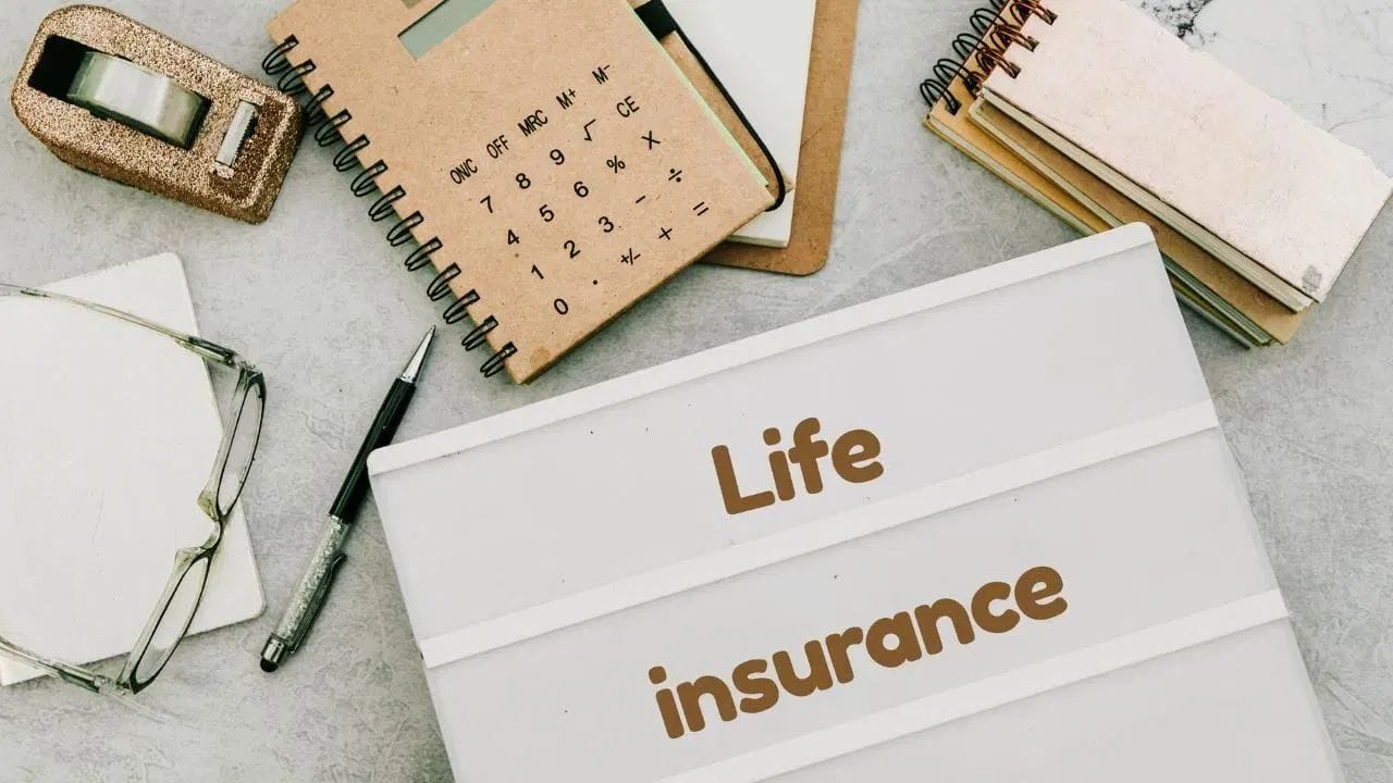 શું ખરેખર કંપનીઓ સુધરશે?: નિયમો તો બની ગયા છે, પરંતુ હવે સૌથી મોટો સવાલ એ છે કે શું વીમા કંપનીઓ ખરેખર તેમની નફાખોરીની આદત છોડશે? IRDAI એ સ્પષ્ટ કર્યું છે કે જો કંપનીઓ સમયમર્યાદામાં આ ફેરફારો નહીં કરે તો તેમની સામે કડક કાયદાકીય કાર્યવાહી કરવામાં આવશે.