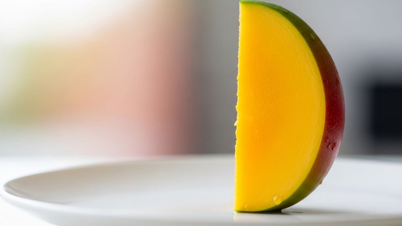 નિષ્ણાતોના મુદબ, ડિનર પછી કેરી ખાવાથી બ્લડ સુગરમાં વધારો થઈ શકે છે.