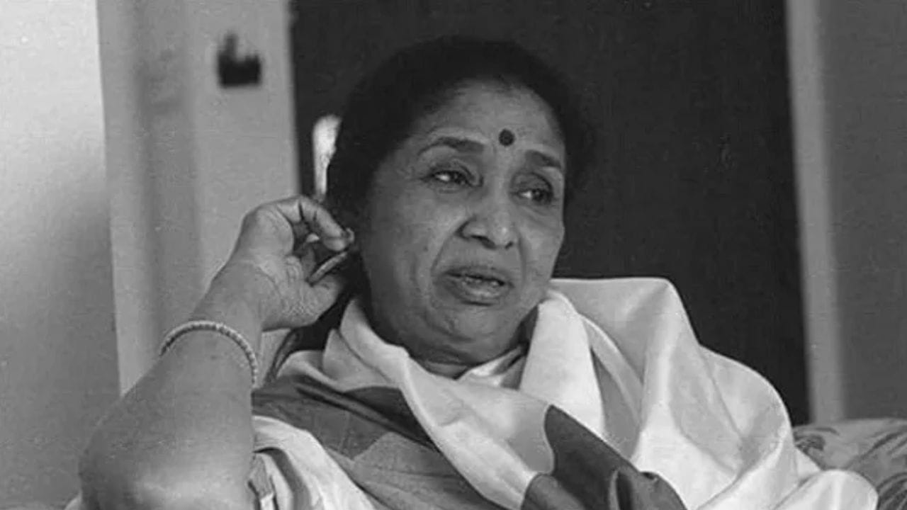 ASHA BHOSALE 2