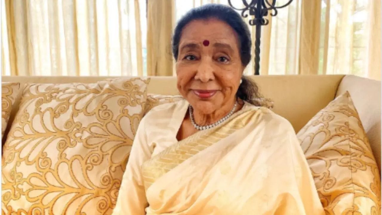 ASHA BHOSALE 6