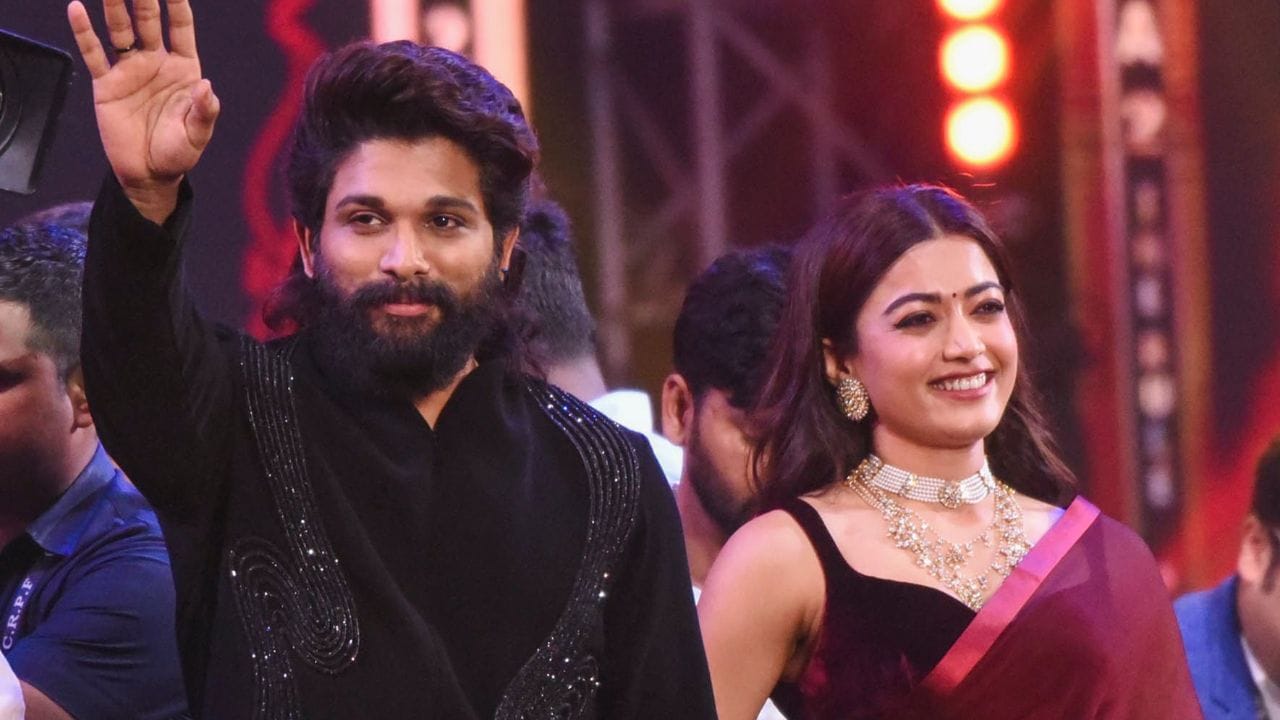 અભિનેતાએ વર્ષ 2003માં આવેલી ફિલ્મ ગંગોત્રીથી પોતાના કરિયરની શરુઆત કરી હતી.આ ફિલ્મથી અભિનેતાને ખાસ ઓળખ મળી ન હતી. ત્યારબાદ વર્ષ 2004માં અભિનેતા આર્યા ફિલ્મ રિલીઝ થઈ હતી. અભિનેતાને ઓળખ મળી હતી.