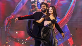 એક ફિલ્મ માટે લે છે 100 કરોડનો ચાર્જ