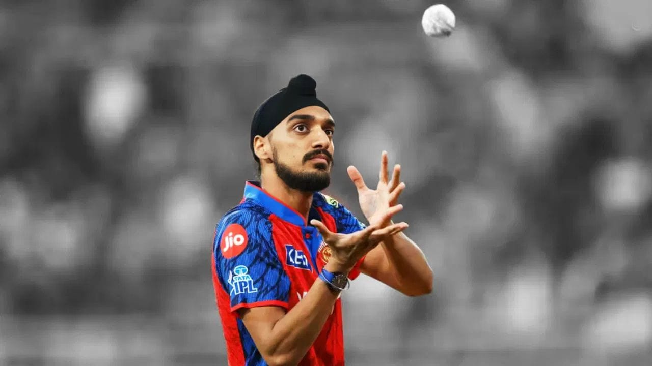 જોકે, આ એકમાત્ર મેચ નથી જેમાં અર્શદીપ ફ્લોપ રહ્યો હોય, લગભગ દરેક મેચ તેનું પ્રદર્શન નિરાશાજનક રહ્યું છે. એકંદરે, તેણે આ સિઝનમાં આઠ મેચમાં ફક્ત આઠ વિકેટ લીધી છે, છતાં તે ટીમનો સૌથી વધુ વિકેટ લેનાર બોલર છે.