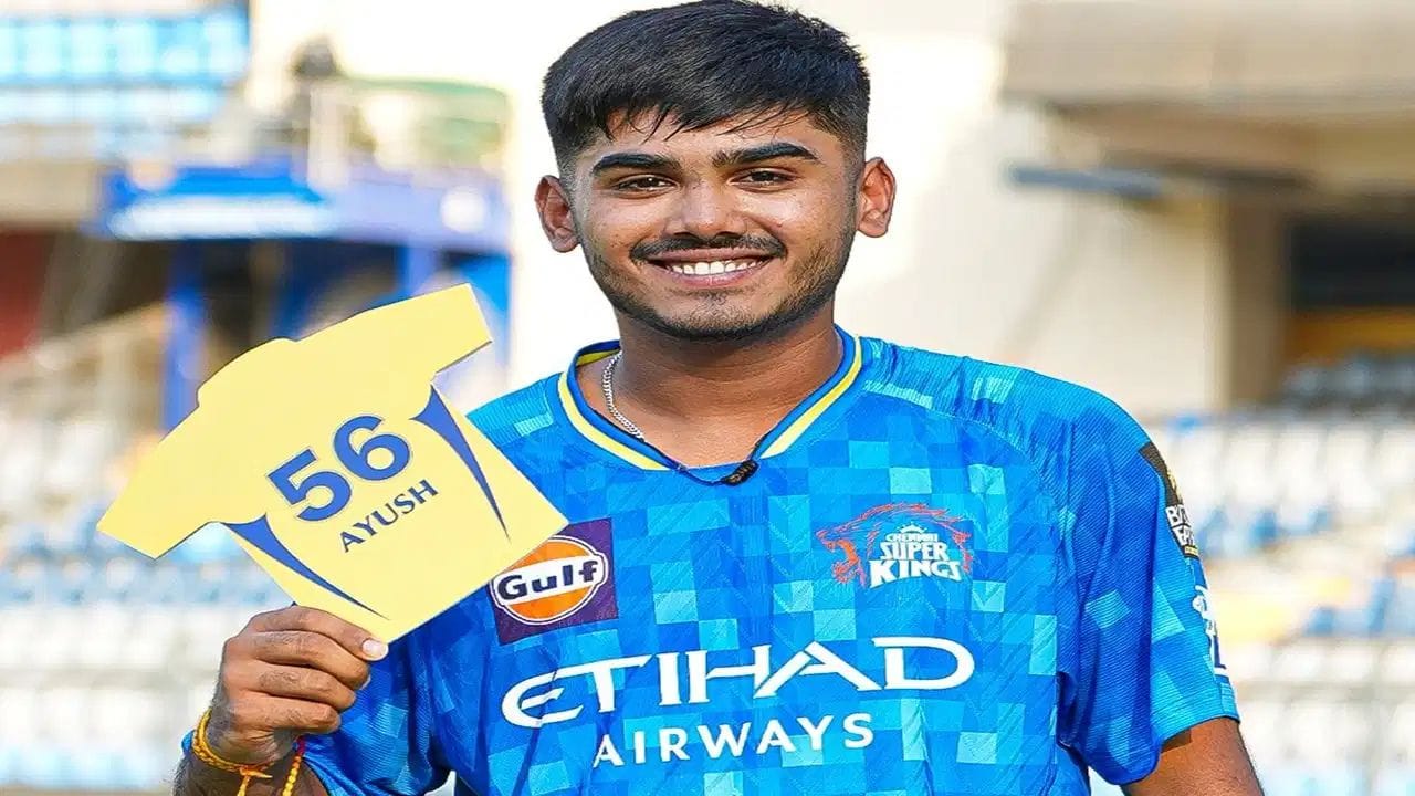 આયુષ મ્હાત્રેએ છ મેચમાં 33.50 ની સરેરાશથી 177.87 ના સ્ટ્રાઇક રેટ સાથે 201 રન બનાવ્યા હતા, અને તેણે 12 છગ્ગા અને 20 ચોગ્ગા ફટકાર્યા હતા. જોકે, હૈદરાબાદ સામે બેટિંગ કરતી વખતે તેને હેમસ્ટ્રિંગમાં ખેંચ આવી ગઈ હતી અને હવે તે ટુર્નામેન્ટમાંથી બહાર થઈ ગયો છે. હવે મોટો પ્રશ્ન એ છે કે ચેન્નાઈ સુપર કિંગ્સ તેના સ્થાને કયા ખેલાડીને લેશે.