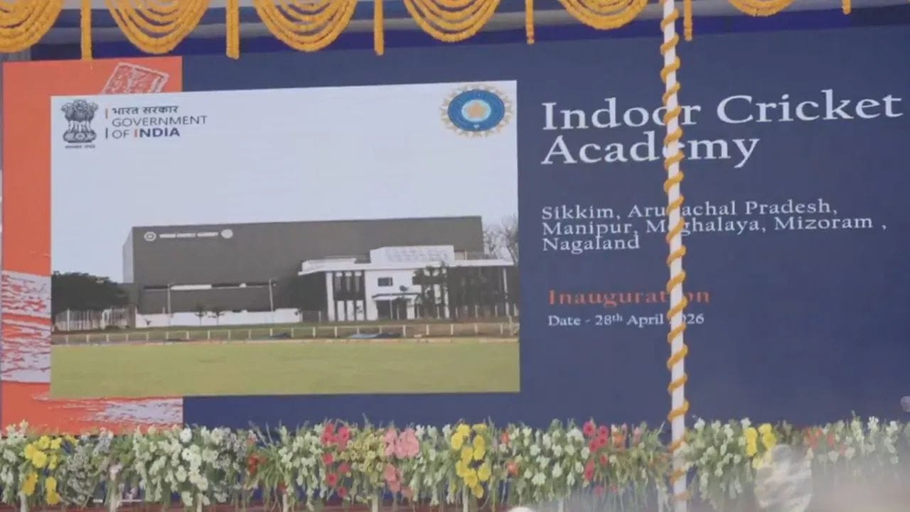 મણિપુર ઉપરાંત સિક્કિમ, અરુણાચલ પ્રદેશ, મેઘાલય અને નાગાલેન્ડમાં પણ ઈન્ડોર એકેડેમી ખોલવામાં આવી છે. આશા છે કે આ સુવિધાઓ રણજી ટ્રોફીમાં નોર્થ ઈસ્ટની ટીમોના પ્રદર્શનમાં વધુ સુધારો કરશે. (PC: BCCI)