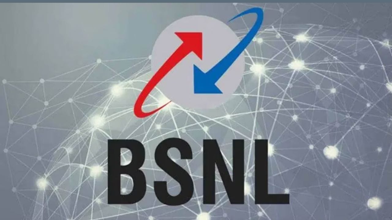 છેલ્લા કેટલાક મહિનામાં BSNL એ તેના વપરાશકર્તા આધારમાં જબરદસ્ત વધારો જોયો છે, જેમાં લાખો નવા વપરાશકર્તાઓ કંપનીના નેટવર્કમાં જોડાયા છે. ખાનગી ટેલિકોમ ઓપરેટરોની તુલનામાં, BSNL એ તેના વપરાશકર્તાઓ માટે વિસ્તૃત માન્યતા અવધિ સાથે અનેક યોજનાઓ રજૂ કરી છે. (ફોટો ક્રેડિટ-Google)