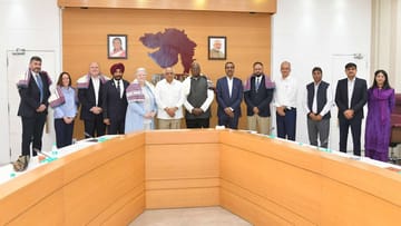 અમદાવાદ, ગાંધીનગર, વડોદરા, એકતાનગરમાં યોજાનારી CWG-2030ના સ્થળોના નિરિક્ષણ માટે કોમનવેલ્થ સ્પોર્ટ ટિમ ગુજરાતની મુલાકાતે