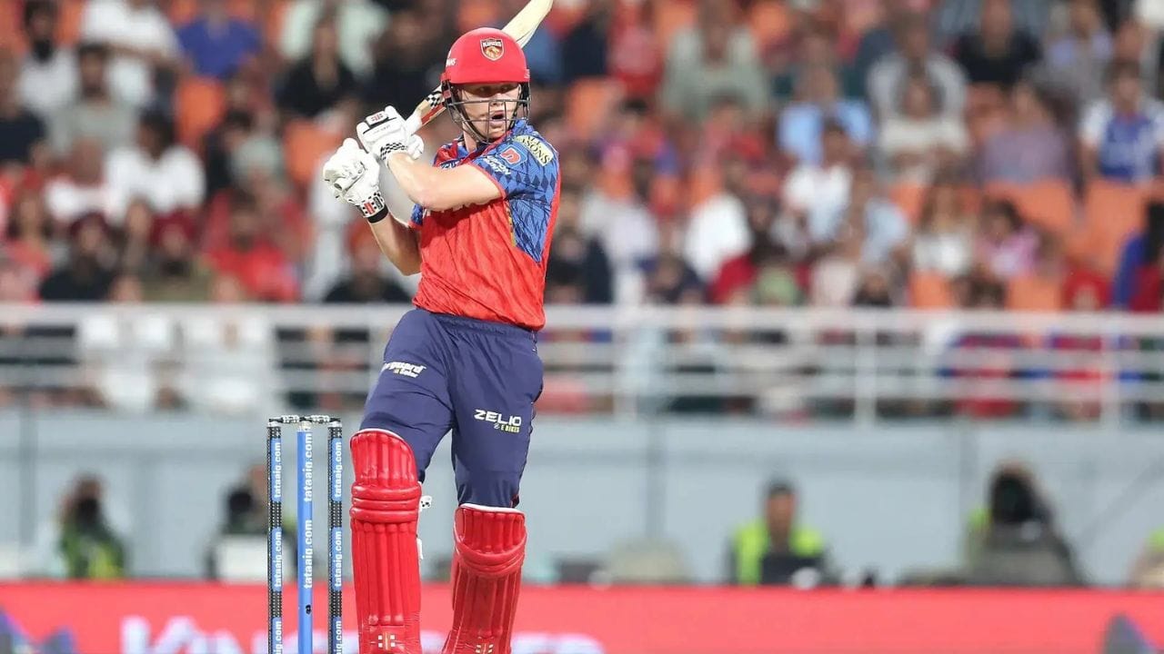 કૂપર કોનેલીએ IPL 2026 માં પાંચ ઇનિંગ્સમાં 55.75 ની સરેરાશથી 223 રન બનાવ્યા છે. તેનો સ્ટ્રાઇક રેટ પણ 163.9 છે. તેણે 14 છગ્ગા અને 21 ચોગ્ગા ફટકાર્યા છે. 