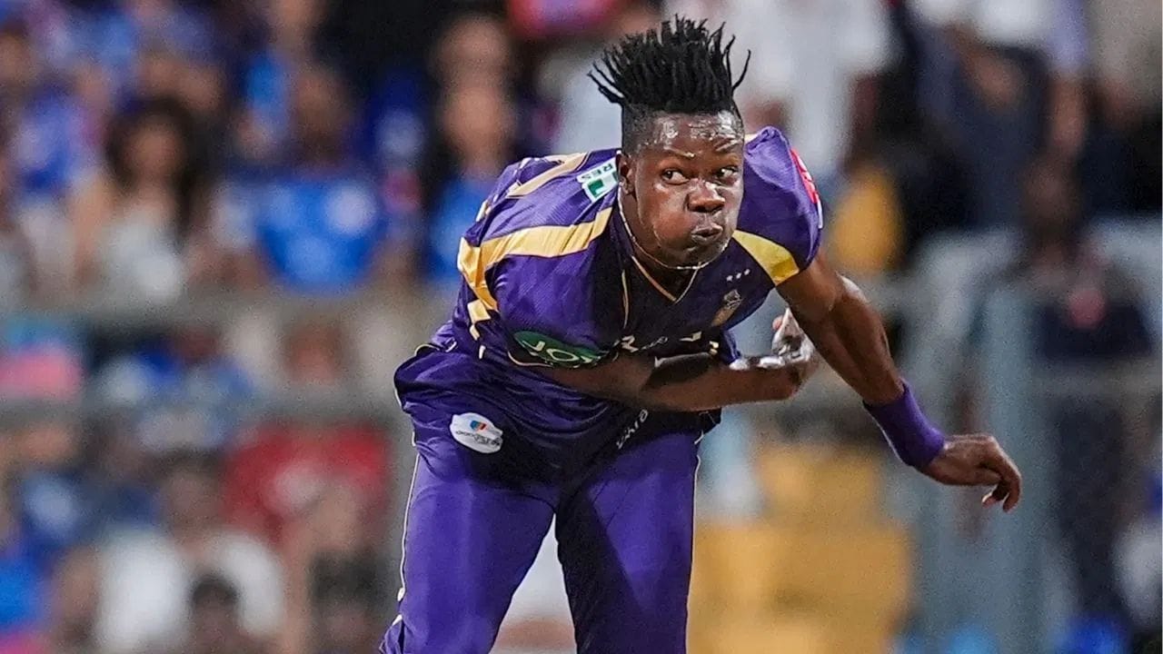 દાસુન શનાકા PSLમાં પ્રતિબંધિત થનાર બીજો ખેલાડી છે. તેના પહેલા ઝિમ્બાબ્વેનો ફાસ્ટ બોલર બ્લેસિંગ મુઝારાબાની પર બેન લગાવવામાં આવ્યો હતો. મુઝારાબાની PSL છોડી IPLમાં KKRમાં જોડાયો હતો. (PC: X/IPL/RR)