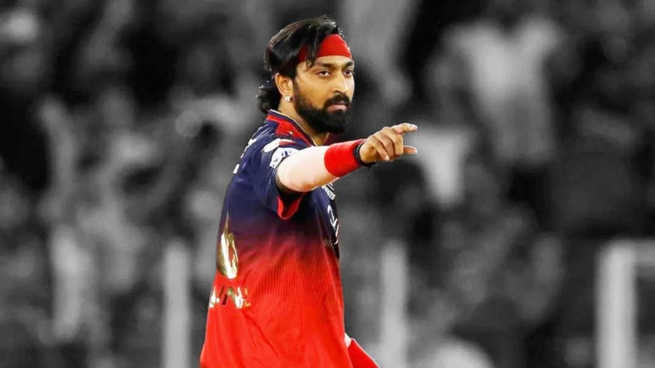 કૃણાલ પંડ્યા છેલ્લા પાંચ વર્ષથી ભારતીય ટીમની બહાર છે, પરંતુ IPLમાં તેણે ફરીથી પોતાની ઓલરાઉન્ડ ક્ષમતા બતાવવાનો પ્રયાસ કર્યો છે. 6 મેચમાં 8 વિકેટ સાથે તેણે બોલિંગમાં યોગદાન આપ્યું છે, જોકે બેટિંગમાં કોઈ ખાસ  ઇનિંગ નથી રમ્યો. (PC:PTI/X)