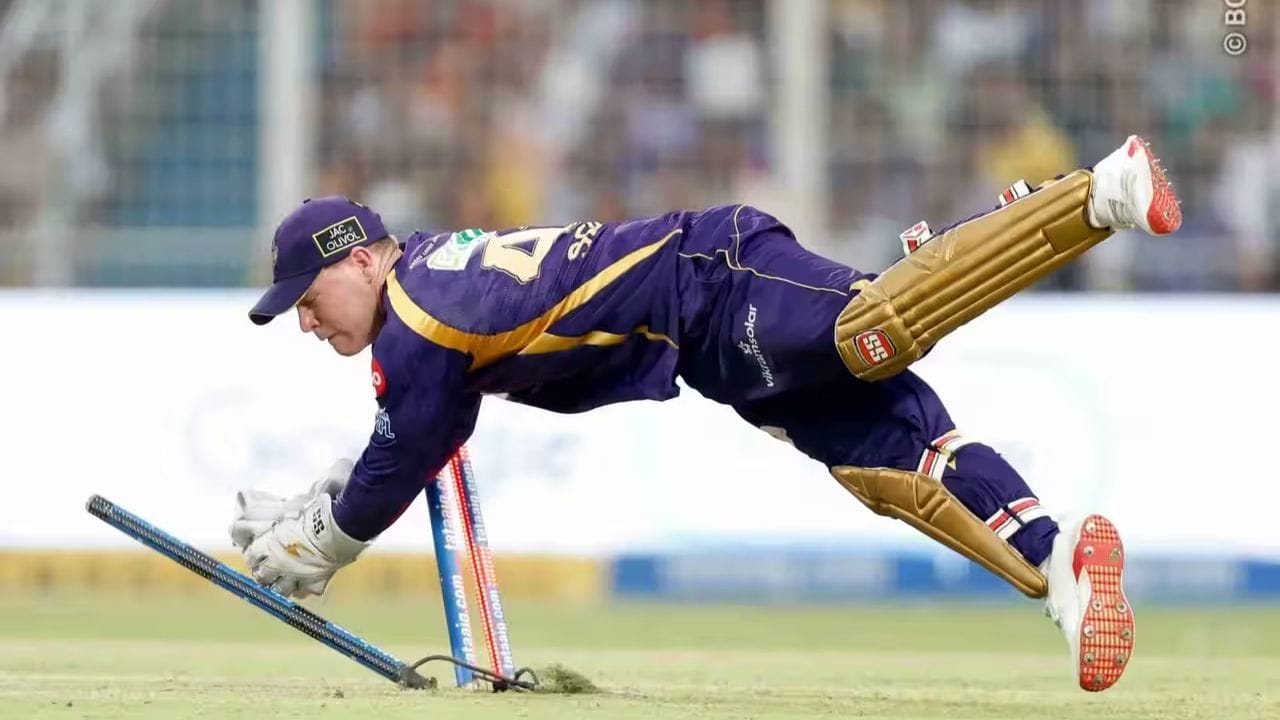 મેચમાં વળાંક ત્યારે આવ્યો જ્યારે Varun Chakravarthyએ વૈભવને આઉટ કરીને આ મહત્વપૂર્ણ ભાગીદારી તોડી. વરુણની સ્પિન બોલિંગ રાજસ્થાન માટે મુશ્કેલી બની. ચાર ઓવરમાં માત્ર 14 રન આપી તેમણે ટોચના ચાર બેટ્સમેનોમાંથી ત્રણને પેવેલિયન મોકલ્યા, જે મેચનું પરિણામ નક્કી કરવામાં નિર્ણાયક સાબિત થયું.