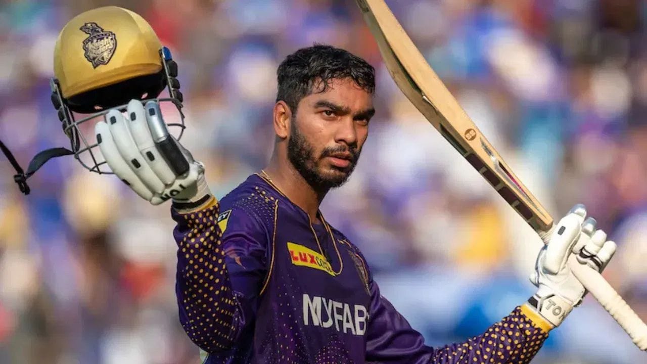 2025 માં KKR એ વેંકટેશ અય્યરને વાઈસ કેપ્ટન બનાવ્યો. જોકે, અય્યર પણ તે સિઝનમાં 11 મેચમાં ફક્ત 142 રન જ બનાવી શક્યો, જે બાદ તેને પણ બહાર કરી દેવામાં આવ્યો હતો. 