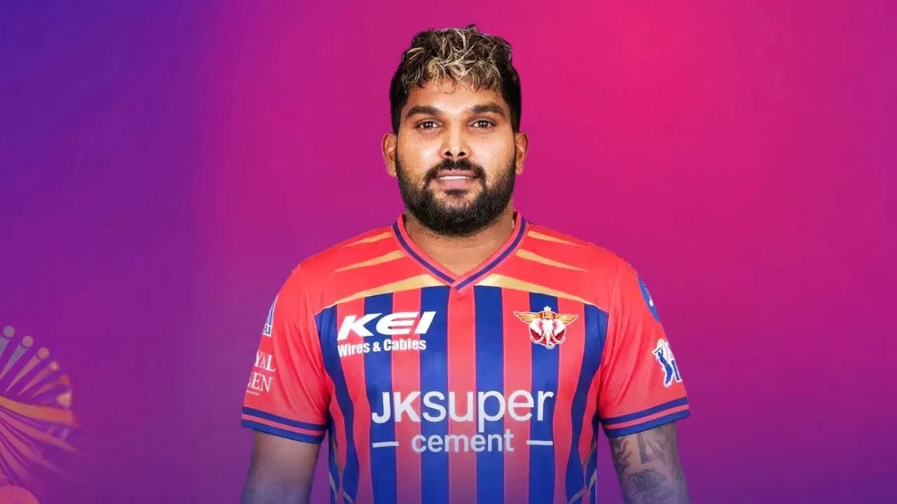 મેચ પછી ટીમના ક્રિકેટ ડિરેક્ટર ટોમ મૂડીએ મહત્વપૂર્ણ જાહેરાત કરી હતી. તેમણે જણાવ્યું કે વાનિન્દુ હસરંગા ઈજાના કારણે આખી IPL 2026 સિઝન માટે ઉપલબ્ધ રહેશે નહીં. આ સમાચાર ટીમ માટે મોટો ઝટકો સાબિત થઈ શકે છે.