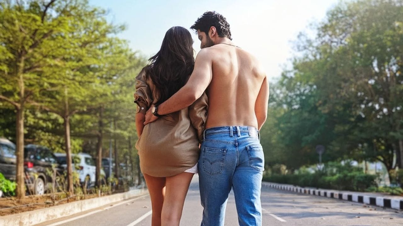 નવેમ્બર 2016માં, લક્ષ્ય એકતા કપૂરની રોમેન્ટિક ડ્રામા સીરિયલ પરદેસ મેં હૈ મેરા દિલ (2016–2017) માં વીર મહેરાની સહાયક ભૂમિકામાં જોડાયો જેમાં તેમની પ્રથમ સફળતા સાબિત થઈ.