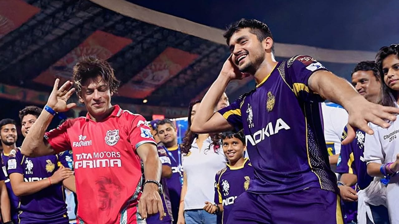 2016 ના વર્લ્ડ ટી20 માં ભારત માટે યુવરાજ સિંહના સ્થાને તેની પસંદગી કરવામાં આવી હતી. 