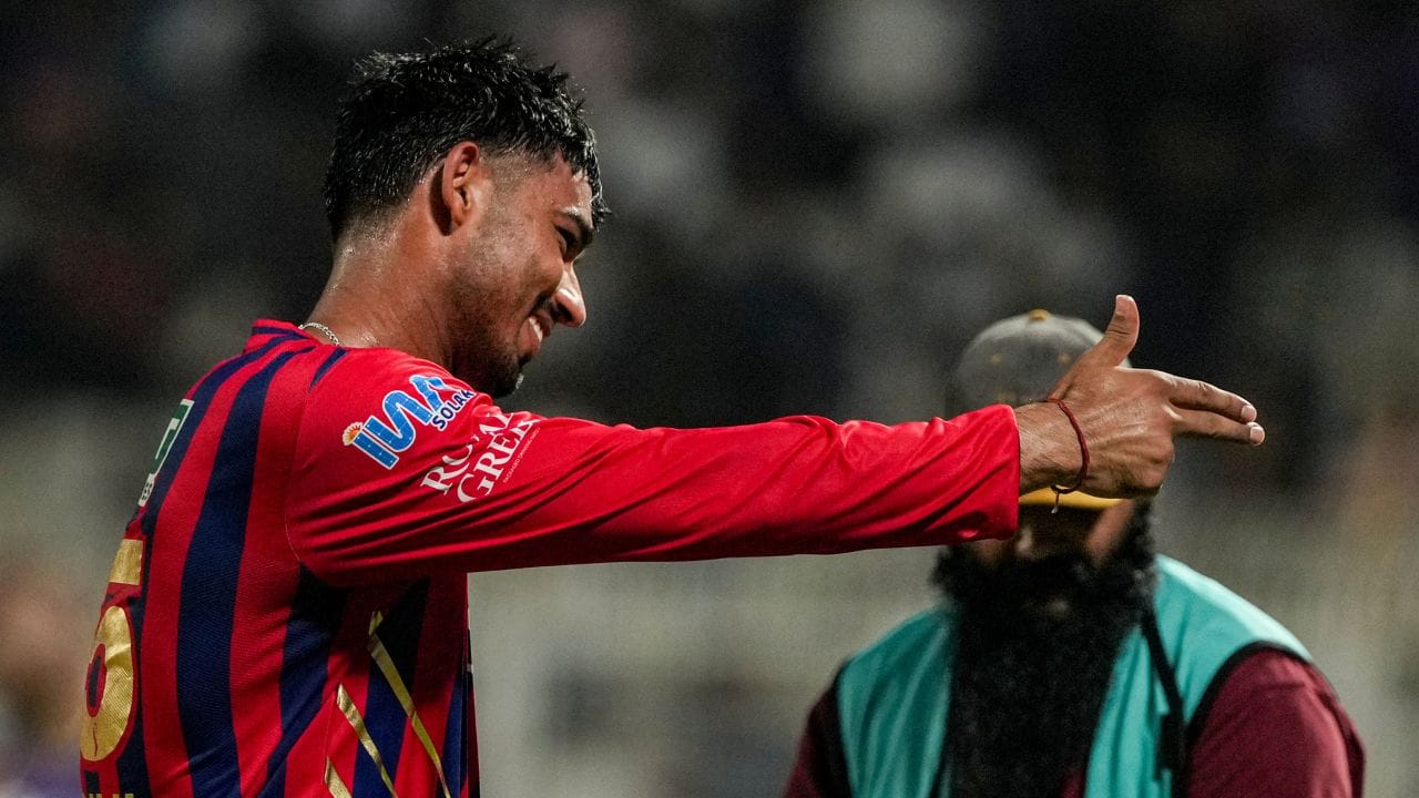 આ પ્રદર્શનના દમ પર લખનૌએ તેને આઈપીએલ 2026ના ઓક્શનમાં 2,6 કરોડ રુપિયામાં પોતાને સાથે જોડયો હતો. 