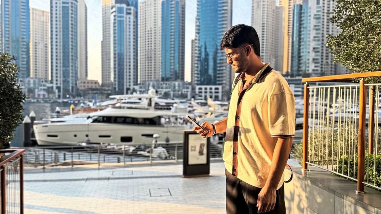 જુલાઈ 2023માં ACC ઇમર્જિંગ ટીમ્સ એશિયા કપ માટે સ્ટેન્ડબાય ખેલાડી તરીકે તેમને ઇન્ડિયા Aની ટીમમાં સ્થાન આપવામાં આવ્યું હતુ.નેહલ વાઢેરાને મુંબઈ ઇન્ડિયન્સ દ્વારા તેની પહેલી IPL તક આપવામાં આવી હતી.